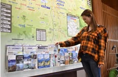 Maps/Brochures